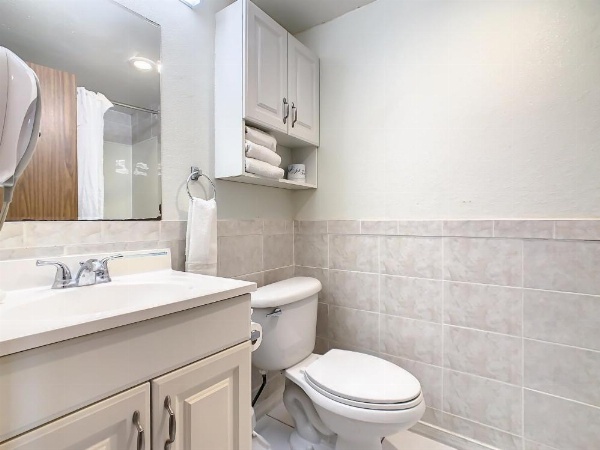 Stayable Suites Kissimmee image 16