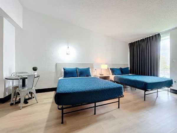 Stayable Suites Kissimmee image 25
